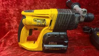 DEWALT DW004